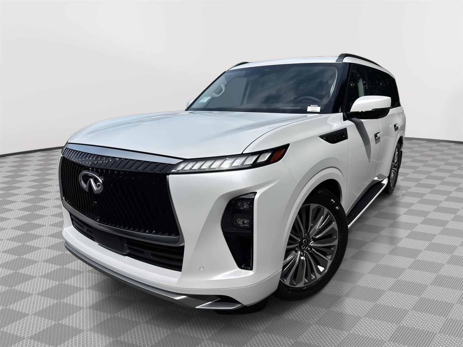 New 2027 RADIANT WHITE INFINITI Luxe 2WD image 2