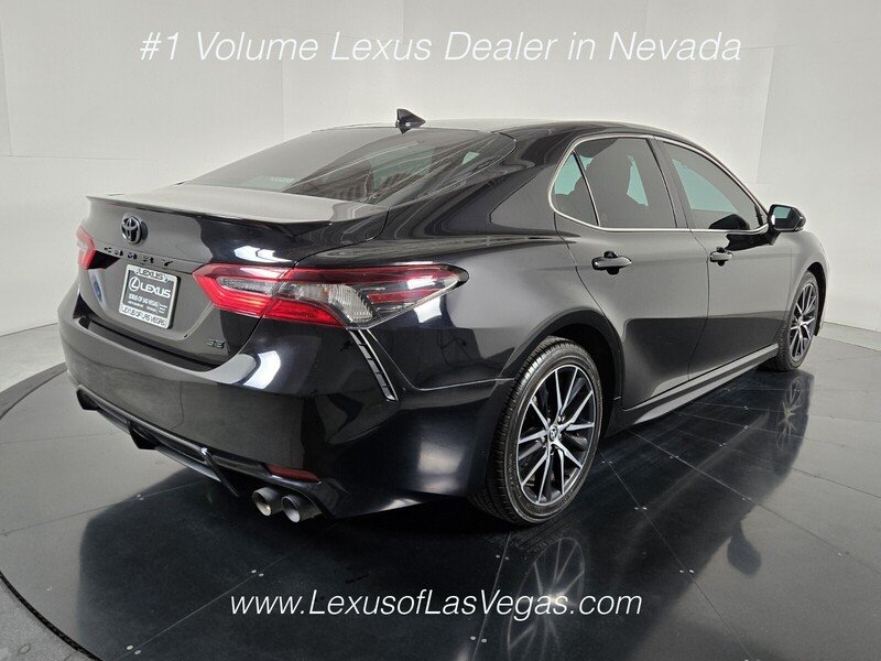 Used 2022 Midnight Black Metallic Toyota SE image 6