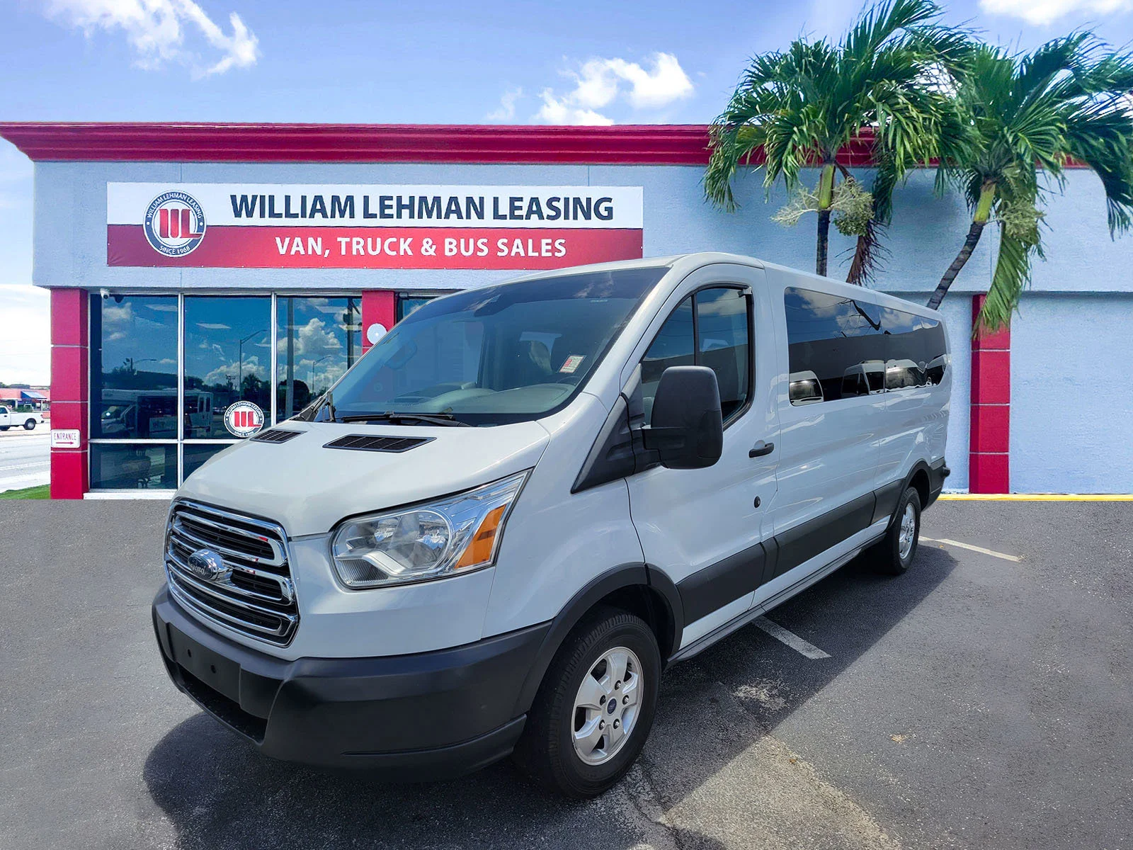 2017 Ford Transit 350 XLT Wagon Low Roof 60/40 Pass. 148WB's photo