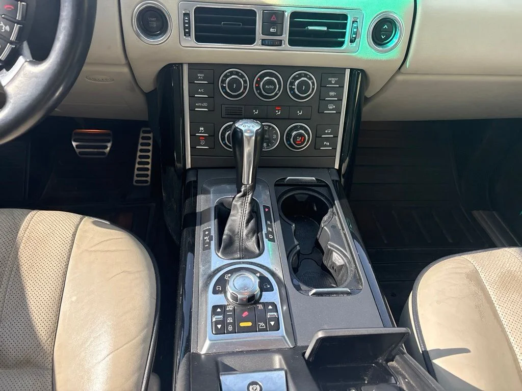 Used 2011  Land Rover Supercharged image 14