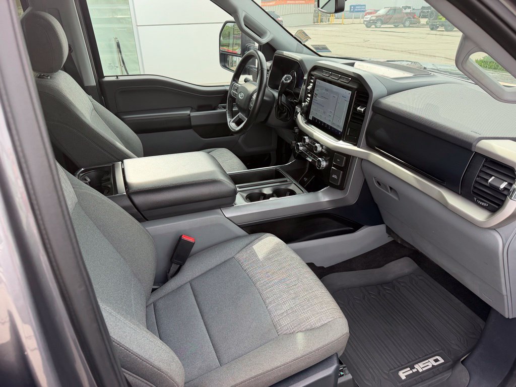 Used 2021 Gray Ford XLT image 19