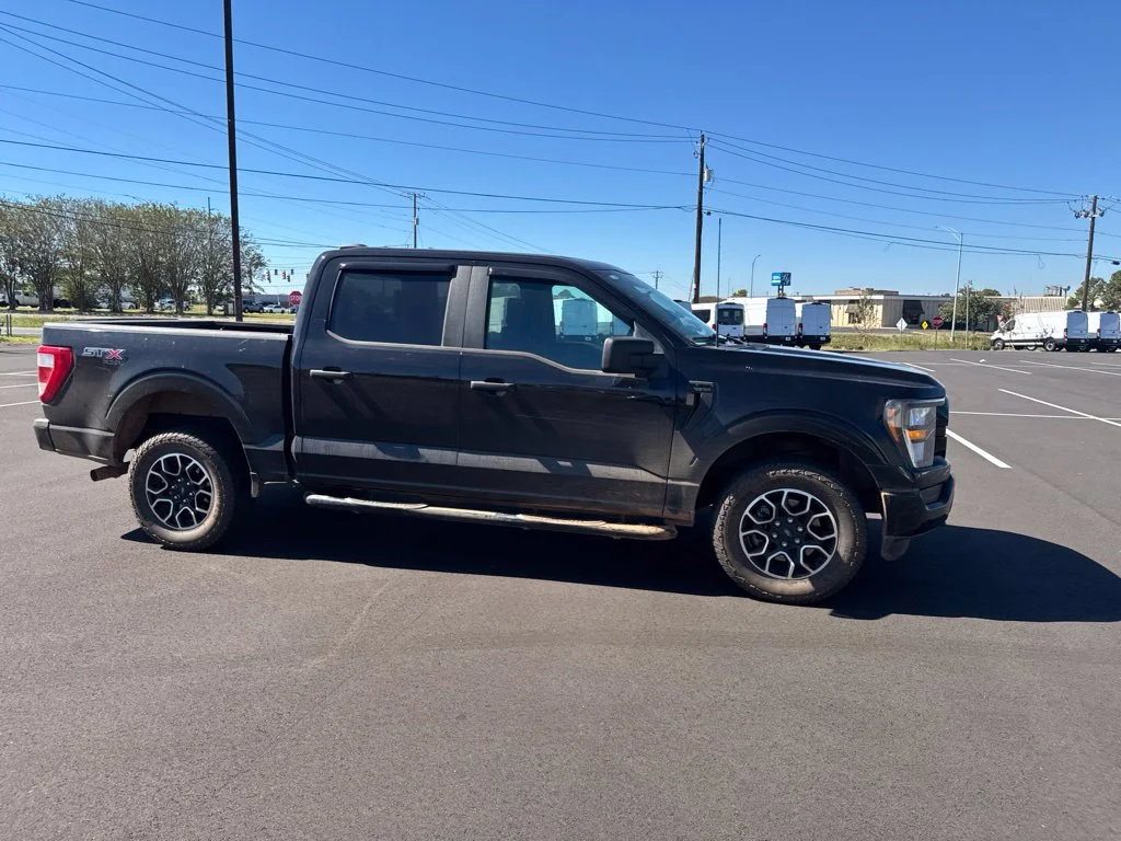 Used 2023 Black Ford XL image 16