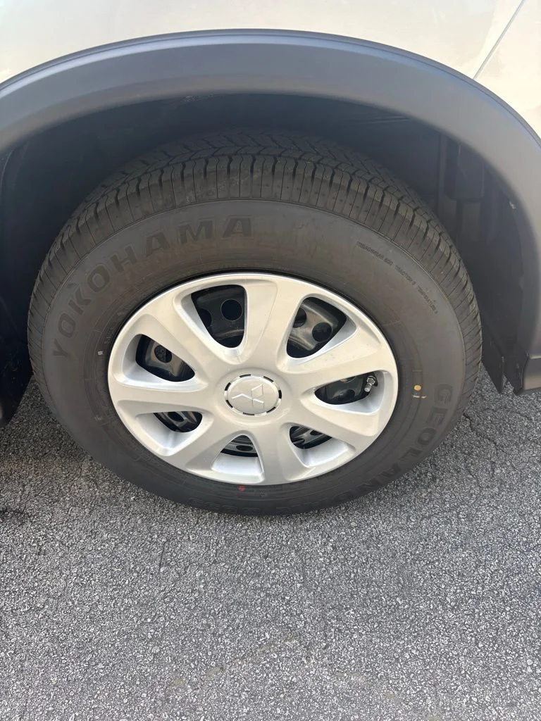 New 2026 Silver Mitsubishi 2.0 S image 21