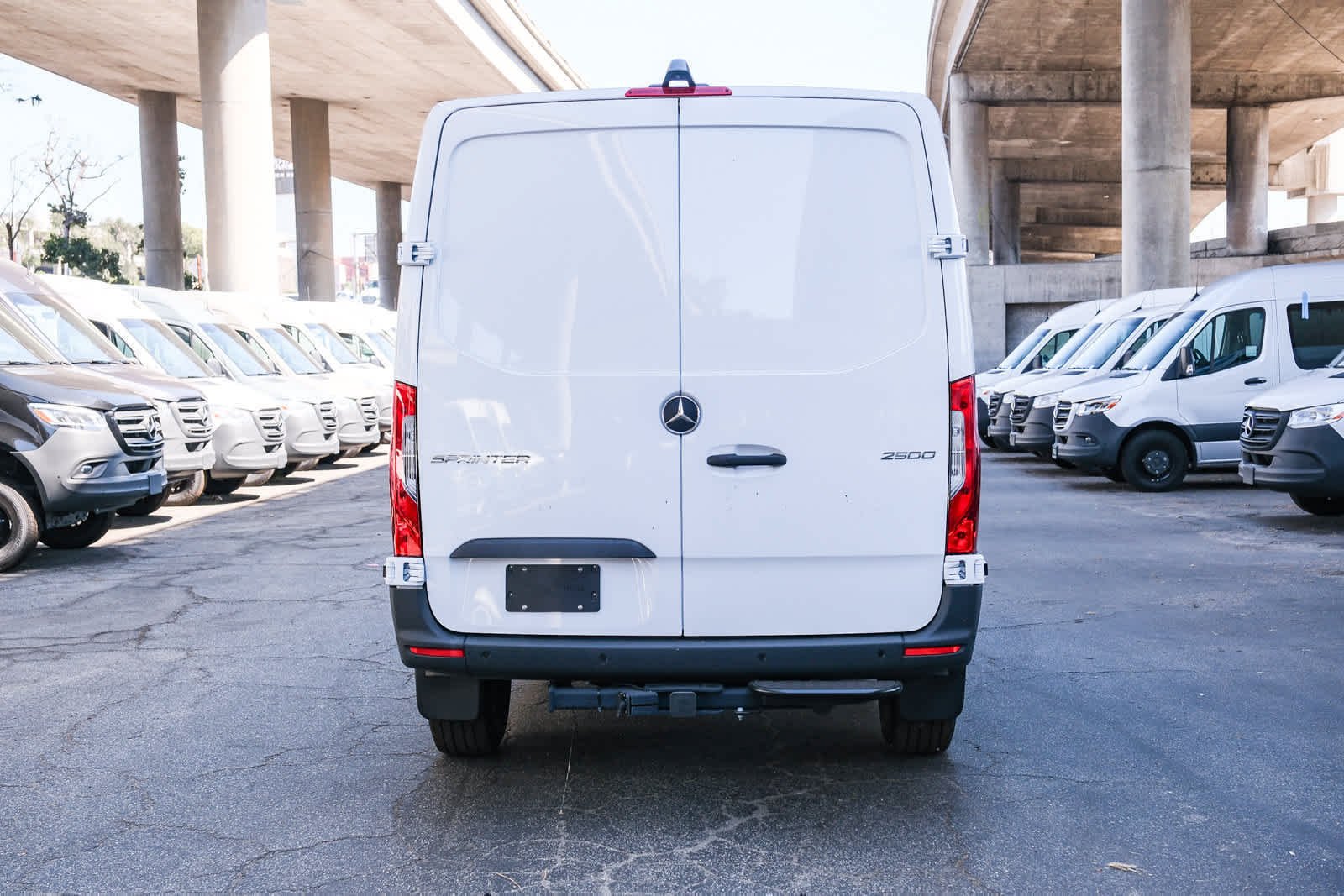 New 2026 Arctic+White Mercedes-Benz Cargo 144 WB  RWD 2.0L I4 Diesel Turbocharged High image 5