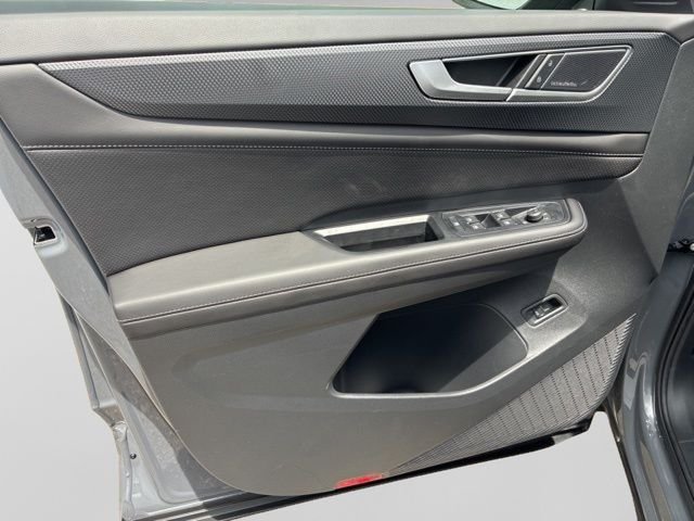 New 2026 Pure Gray Volkswagen 2.0T SEL Premium R-Line image 7