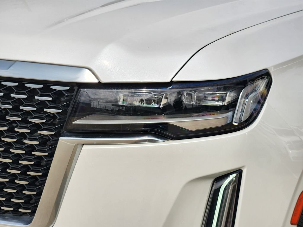 Used 2021 Crystal White Cadillac Premium image 9