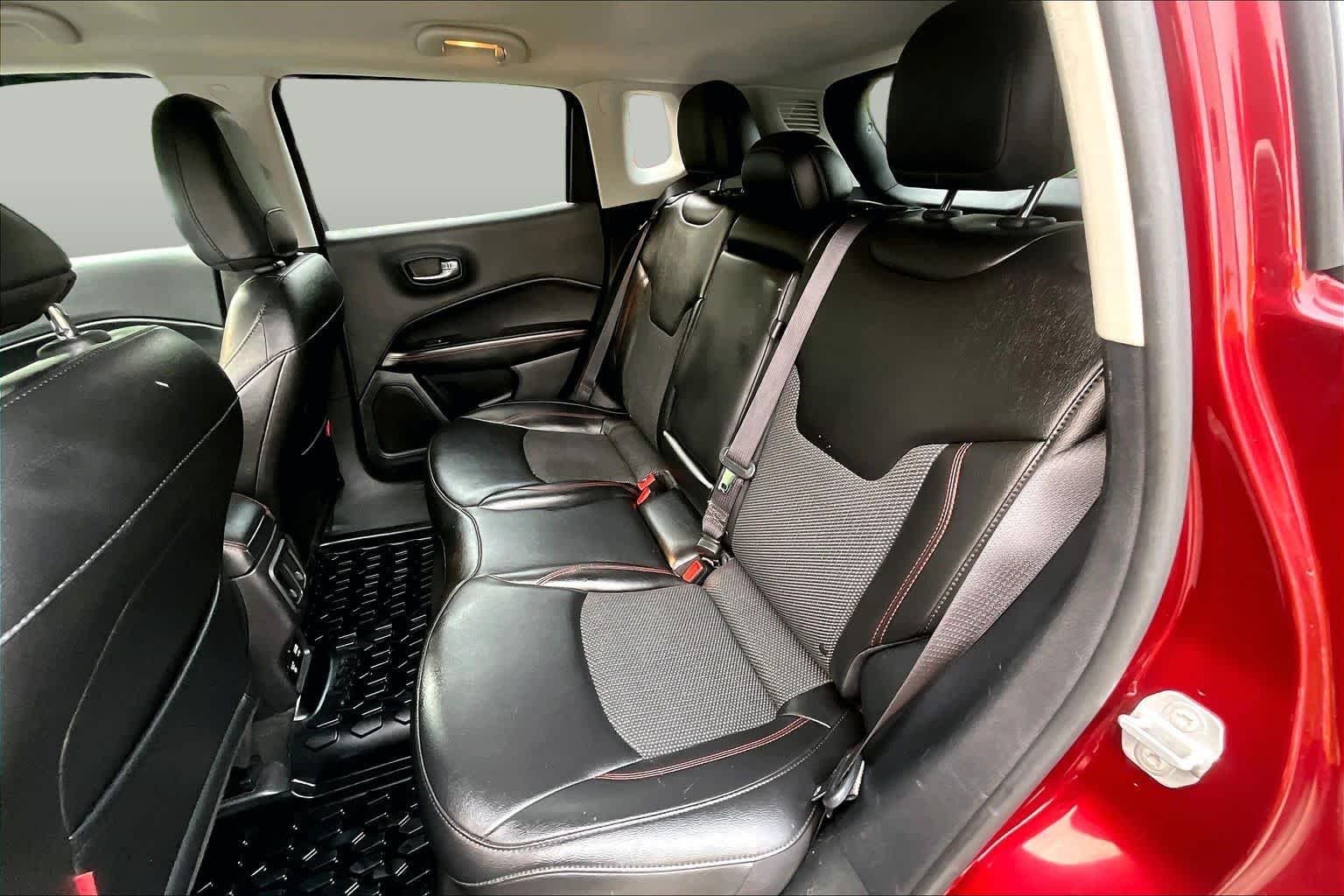 Used 2021 Velvet Red Pearlcoat Jeep Trailhawk image 19