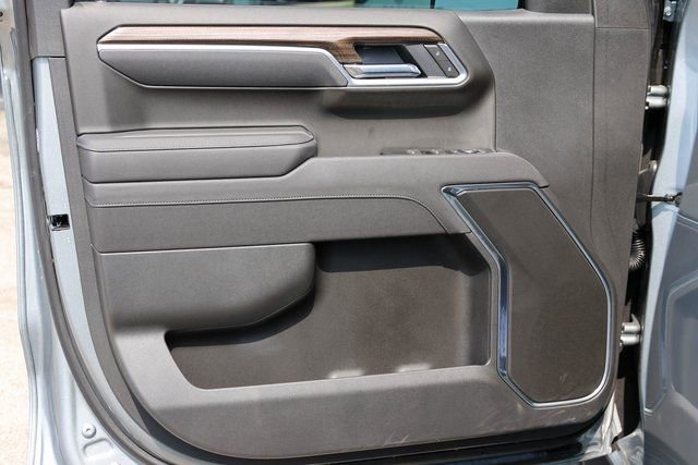 2025 Chevrolet Silverado 1500 LT - Photo 7