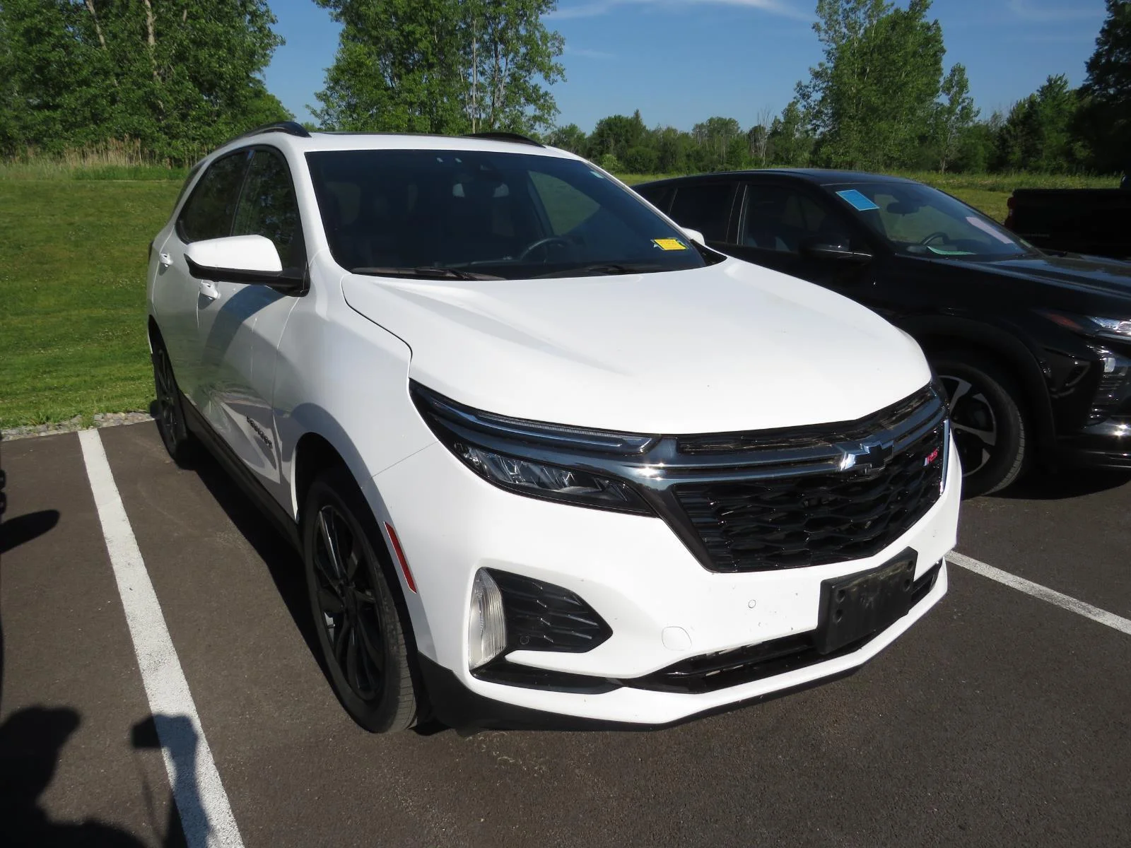 Used 2023 Summit White Chevrolet RS image 3