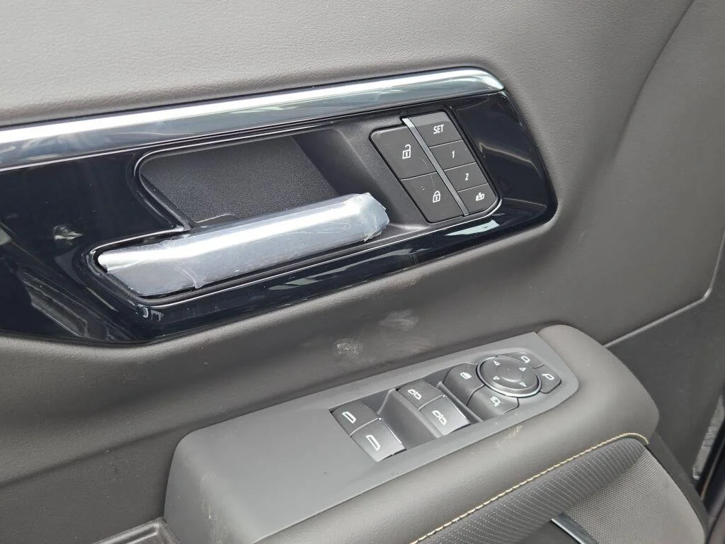 2026 Chevrolet Tahoe Premier - Photo 23