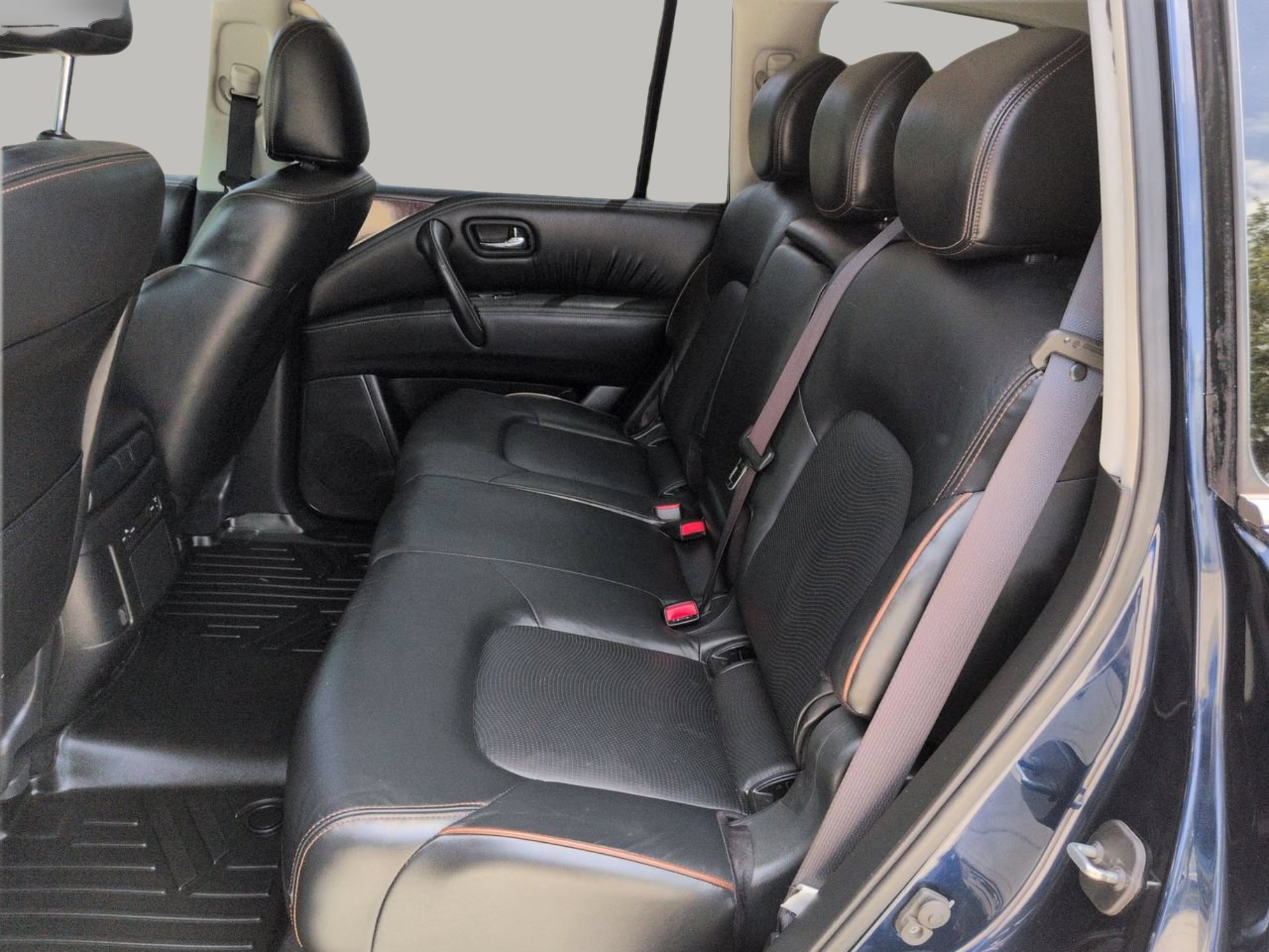 Used 2019 Hermosa Blue Pearl Nissan SL image 20