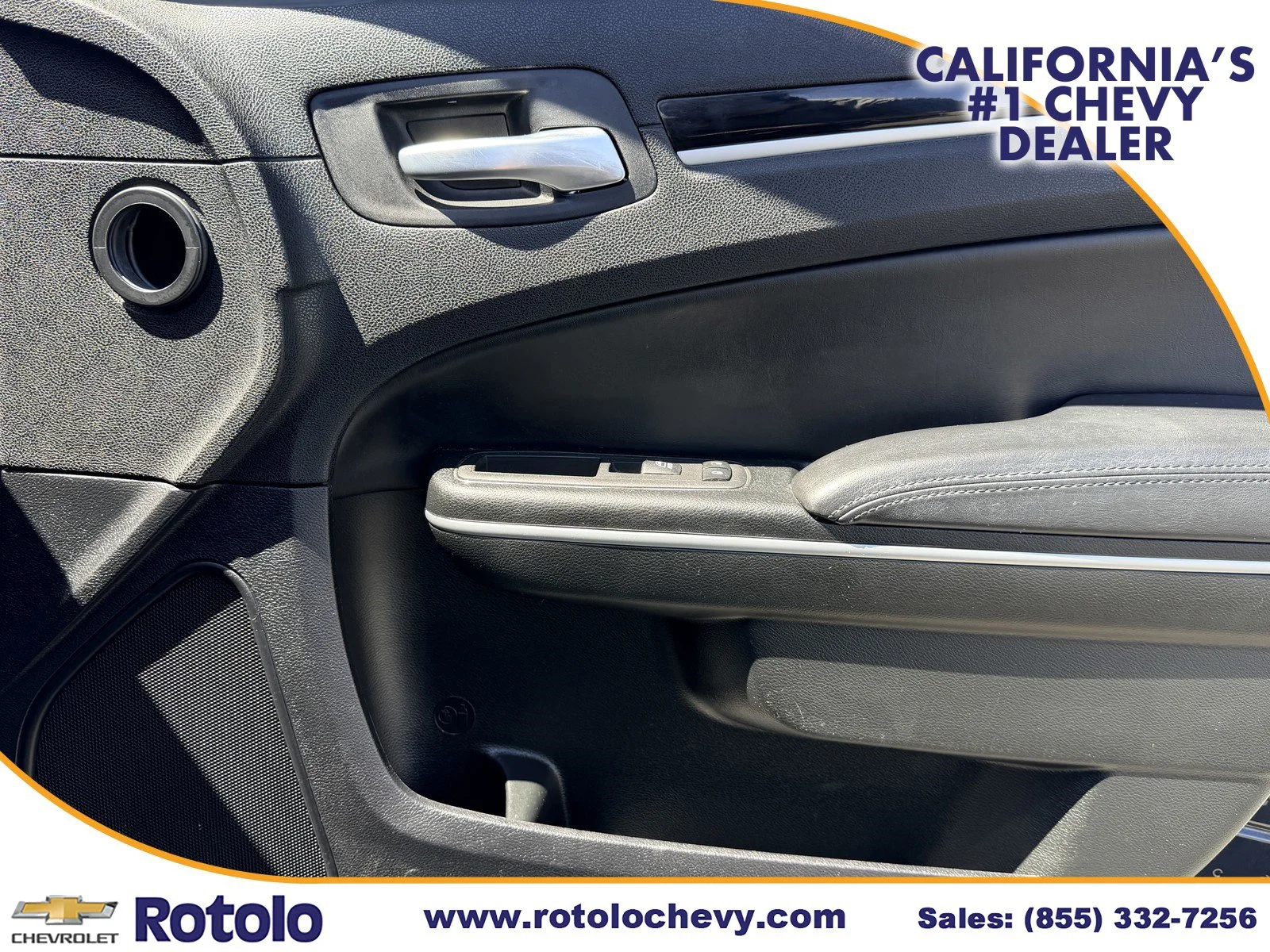 Used 2023 Gloss Black Chrysler Touring image 9