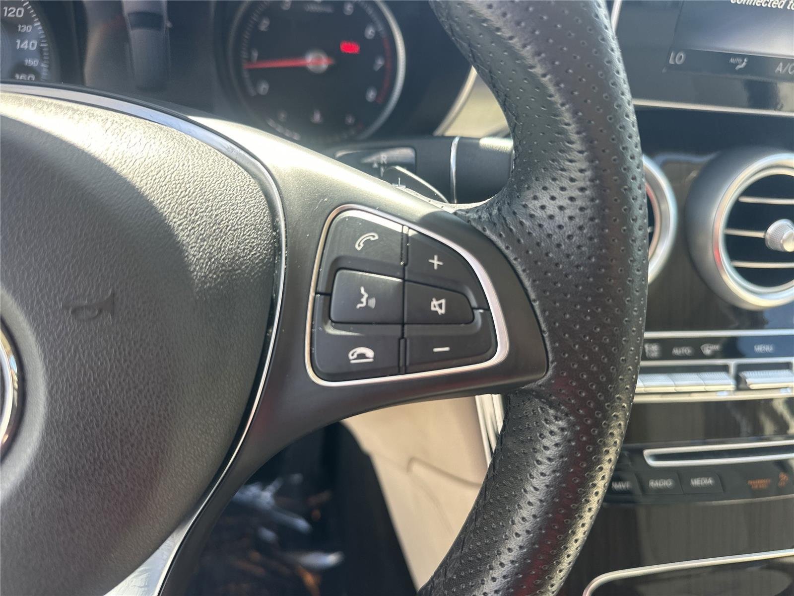 Used 2019 Polar White Mercedes-Benz GLC 300 image 11