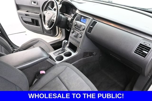 Used 2013 White Ford SE image 27