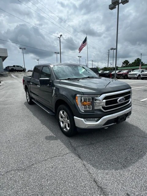 Used 2021 Gray Ford XLT image 3
