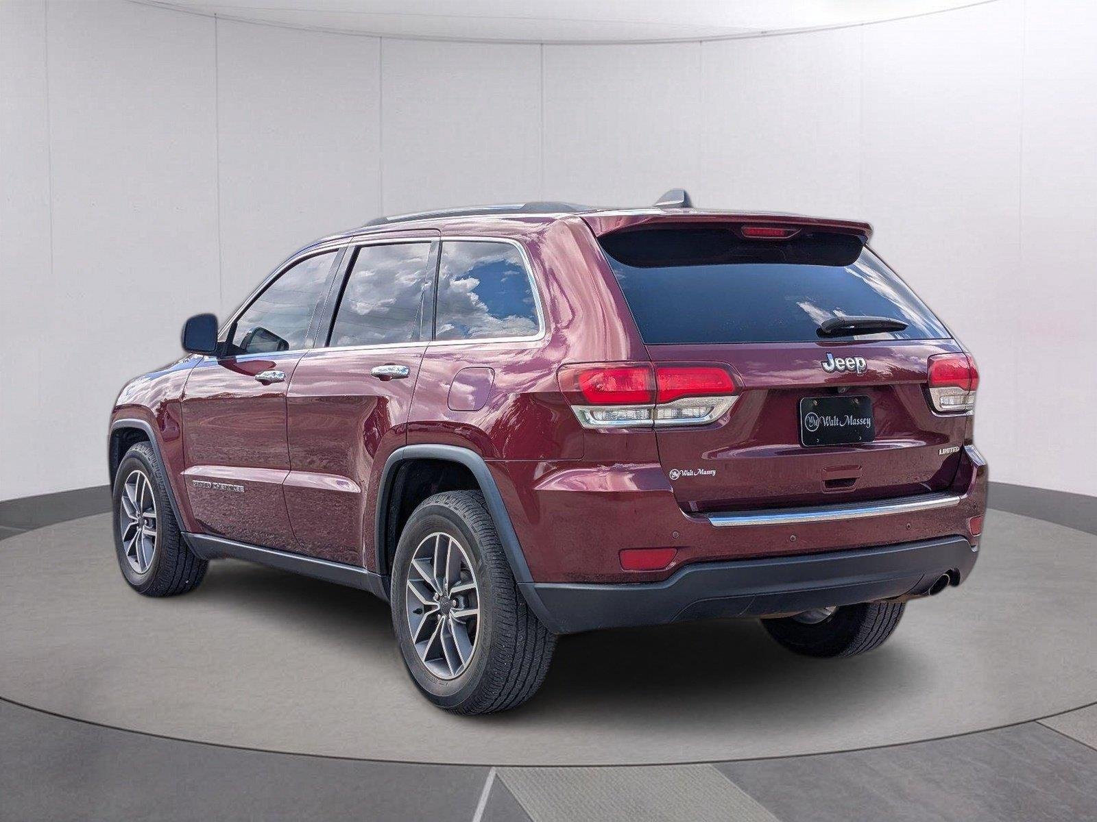 Used 2021 Velvet Red Pearlcoat Jeep Limited image 3