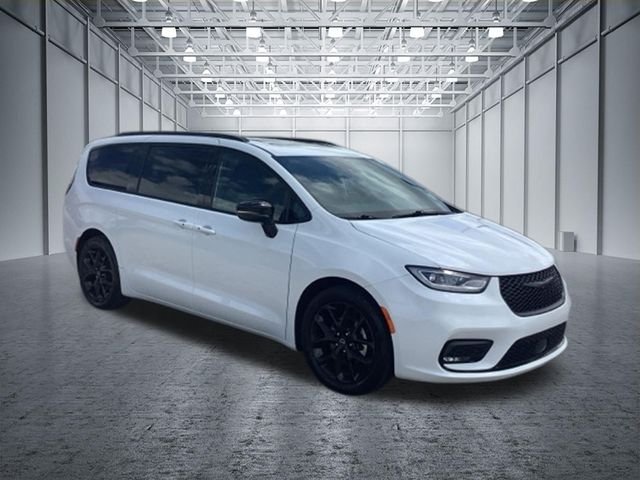 2025 Chrysler Pacifica Limited - Photo 7
