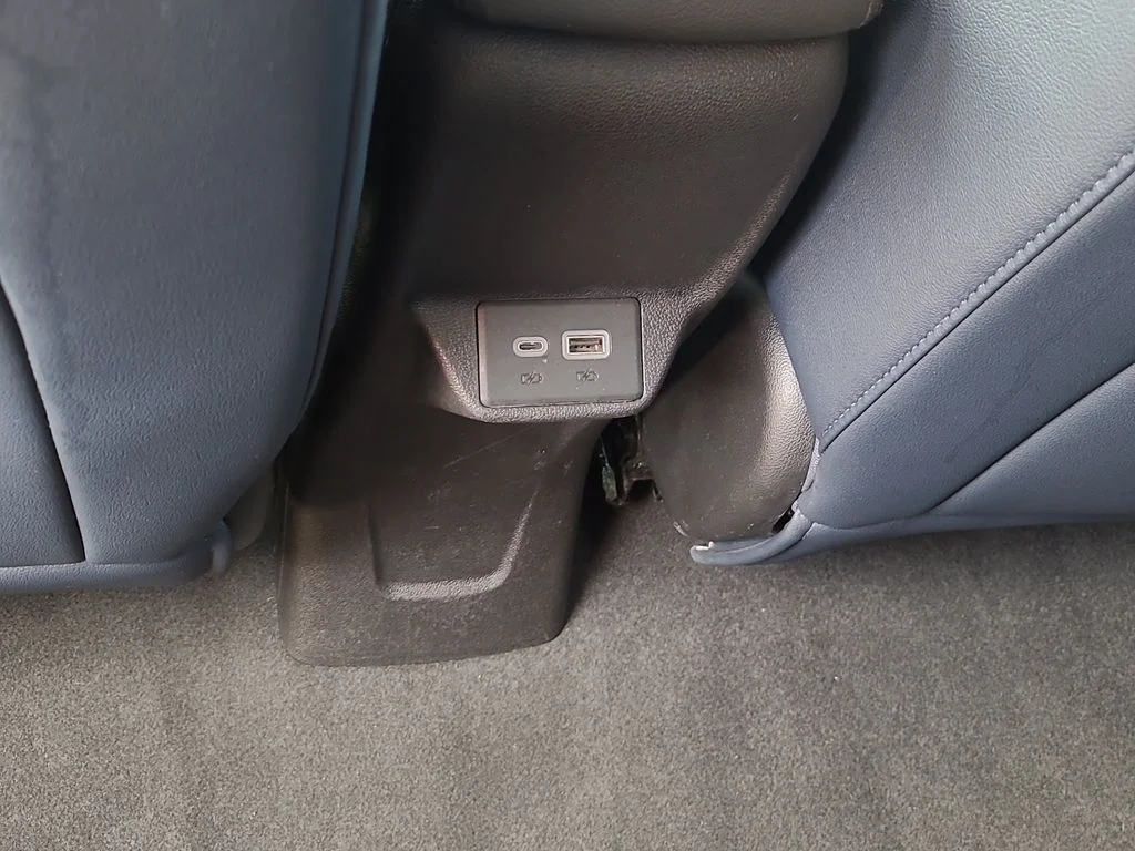 Used 2023 White Chevrolet Premier image 20
