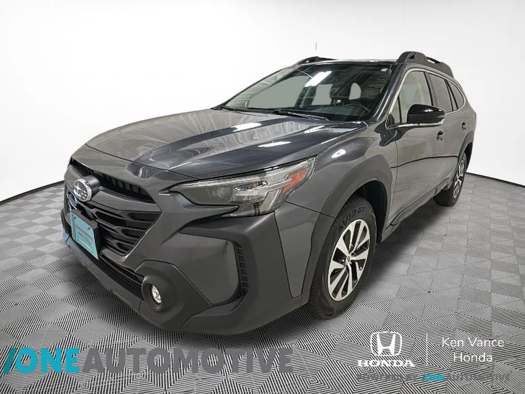 2025 Subaru Outback Premium's photo