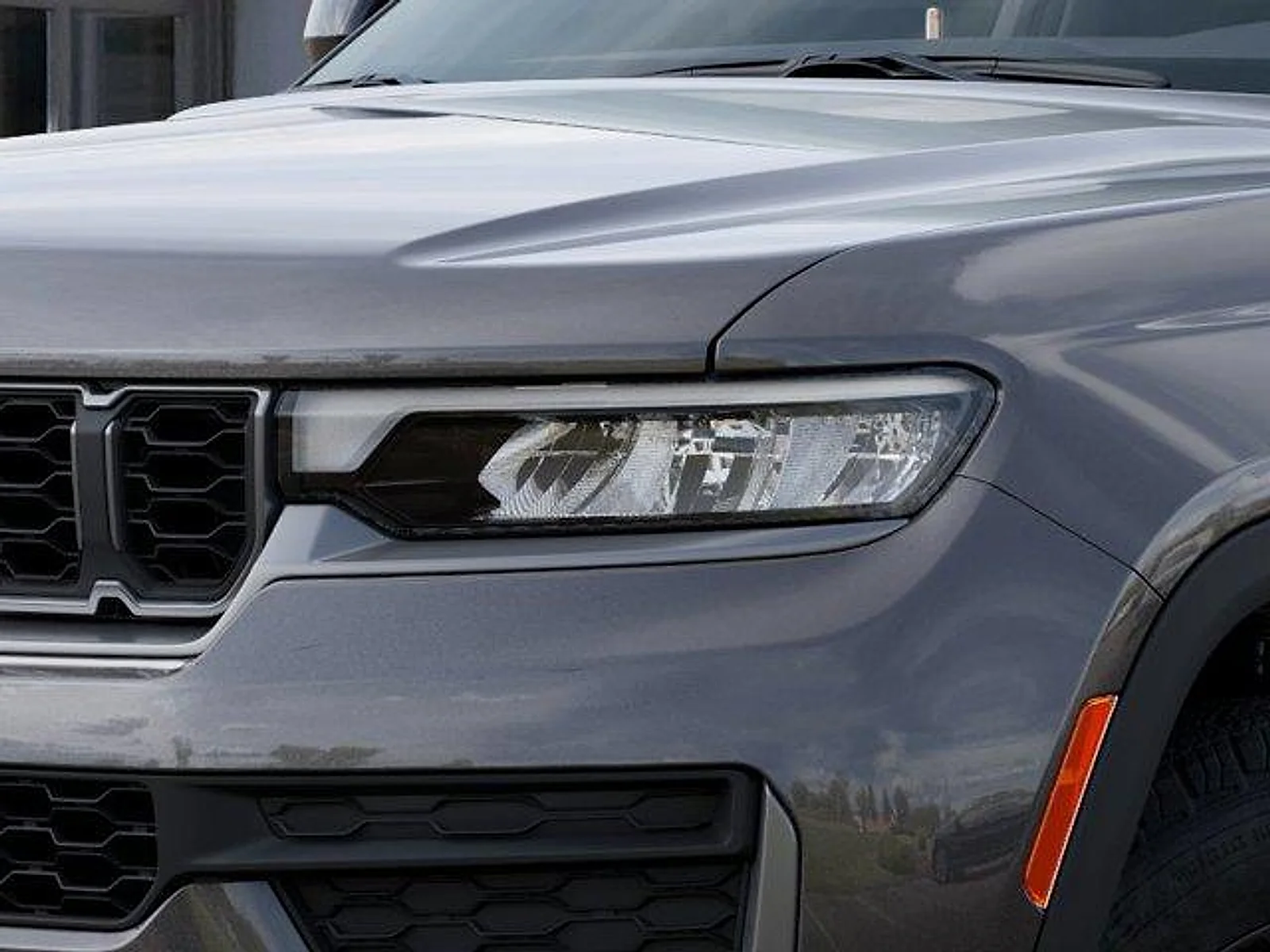 New 2026 Baltic Gray Metallic Clear-Coat Exterior Paint Jeep Altitude 4x4 image 10