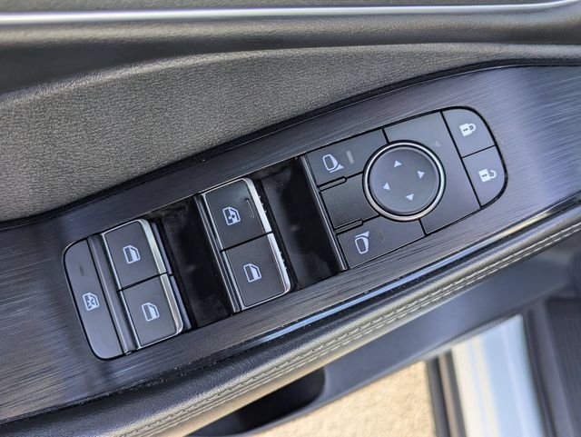 Used 2023 Pearl White Nissan Platinum image 21