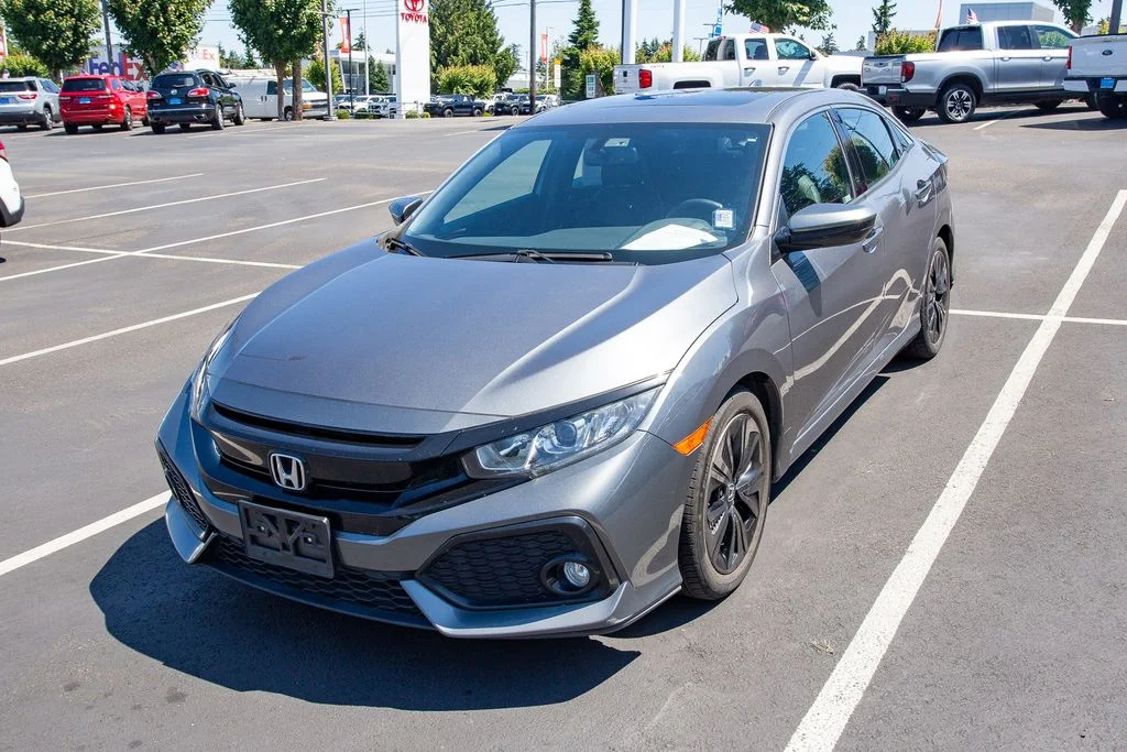Certified Used 2018 Modern Steel Metallic Honda EX-L image 3