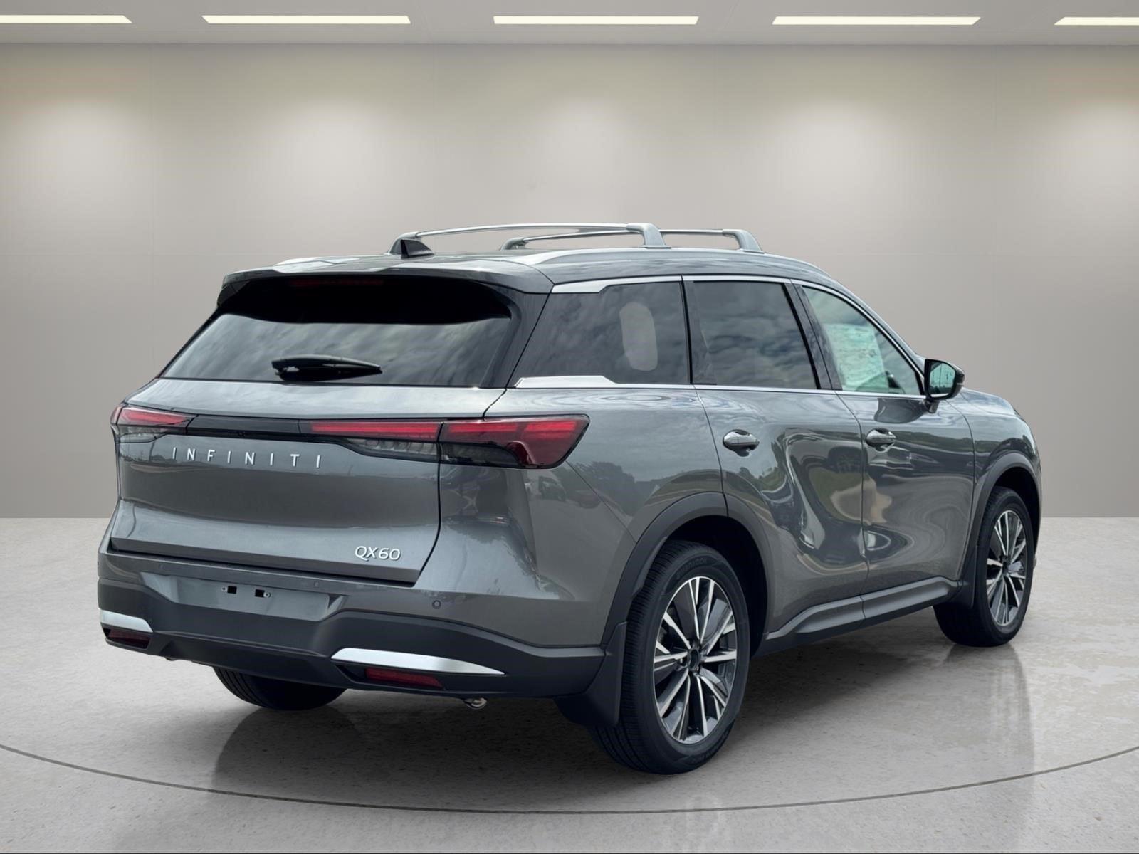 New 2027 GRAPHITE SHADOW INFINITI Luxe FWD image 5