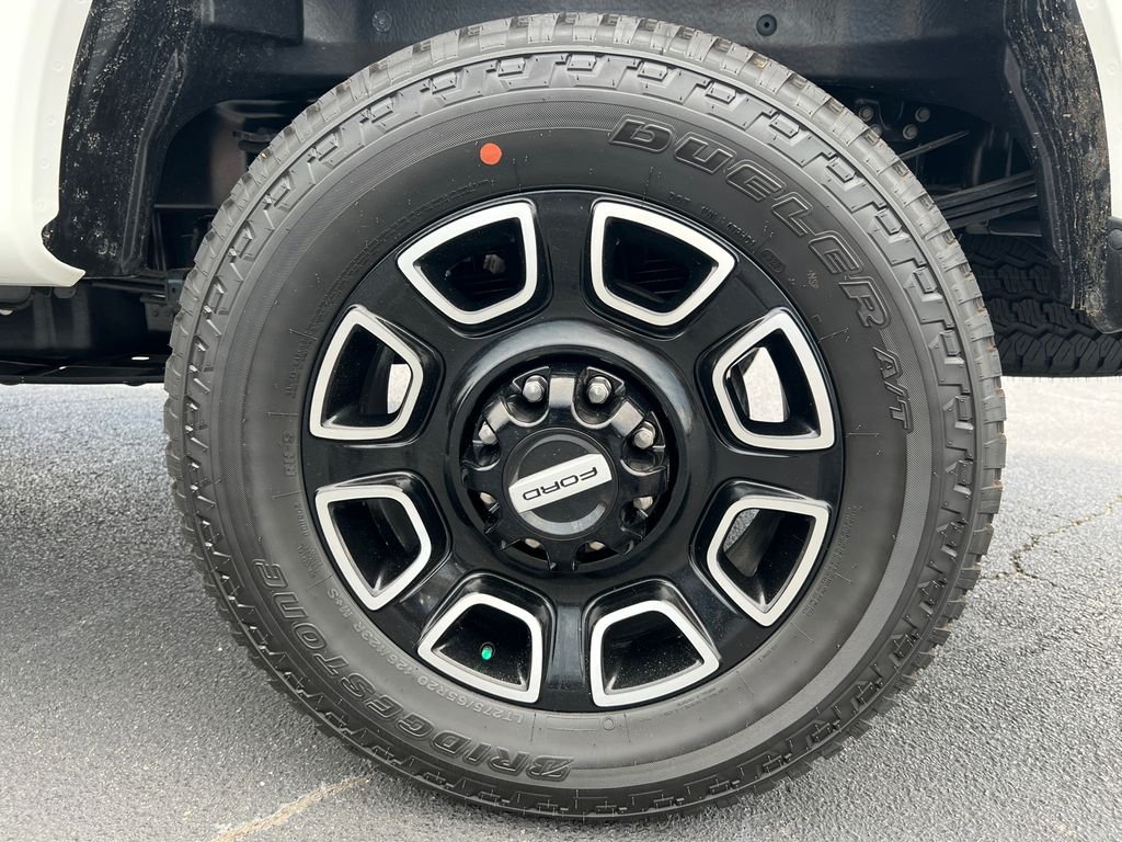 New 2026 White Ford Platinum image 25