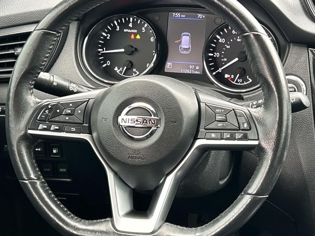Used 2018 Magnetic Black Nissan SV image 14