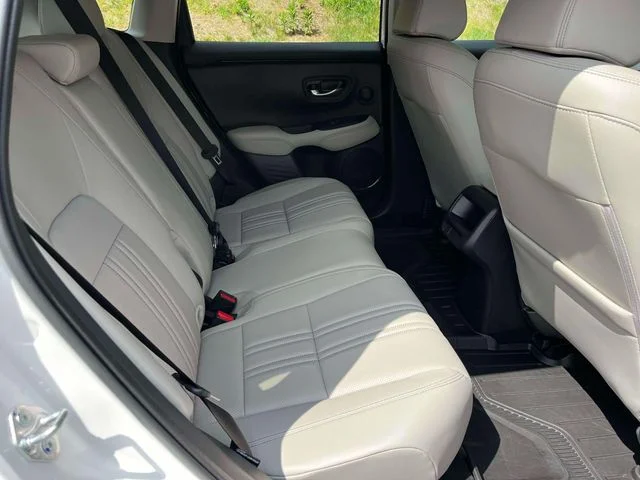 Used 2027 Platinum White Pearl Honda EX-L image 21