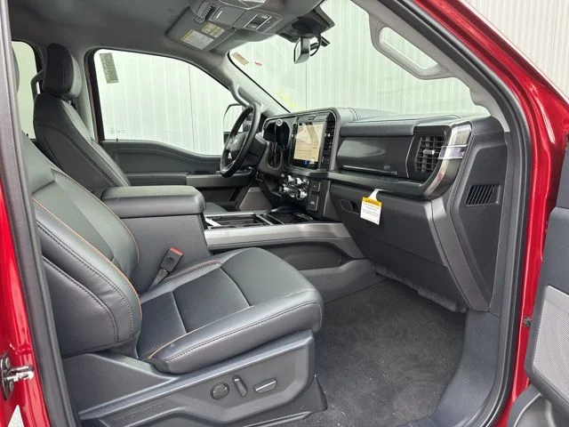 2026 Ford F-350 Super Duty Lariat - Photo 2