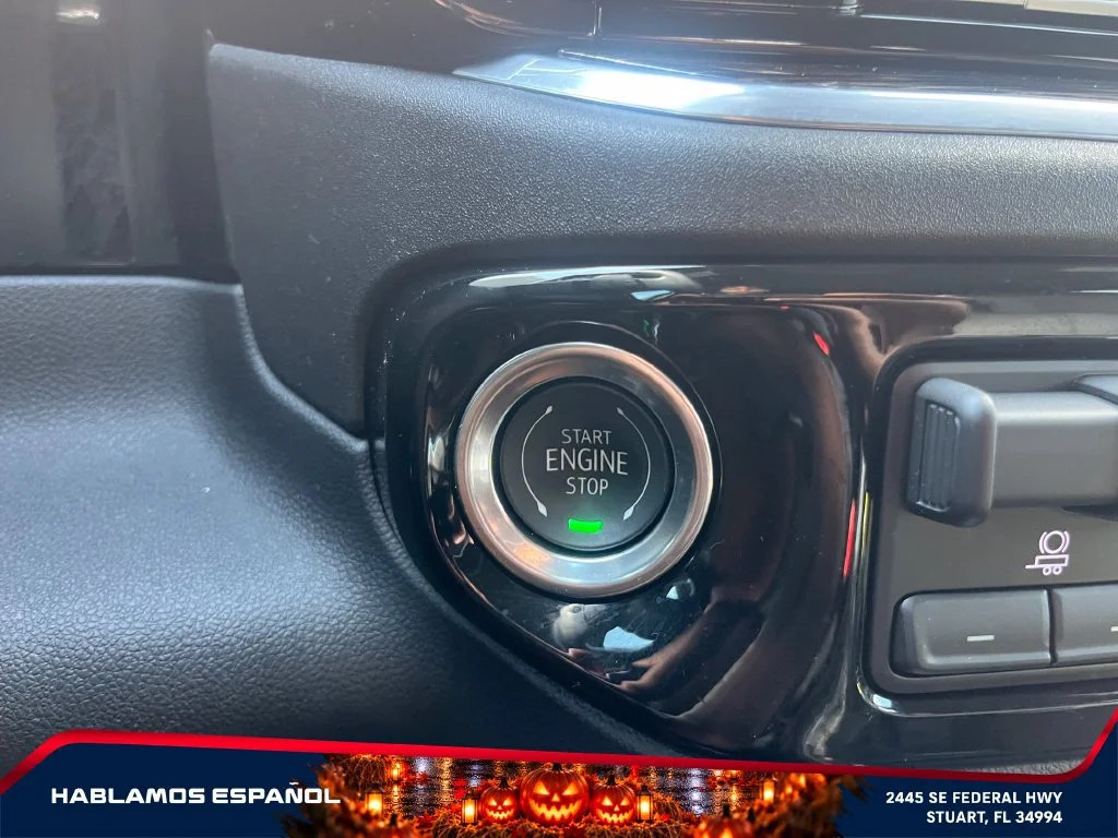 Certified Used 2026 Cardinal Red GMC Elevation image 28