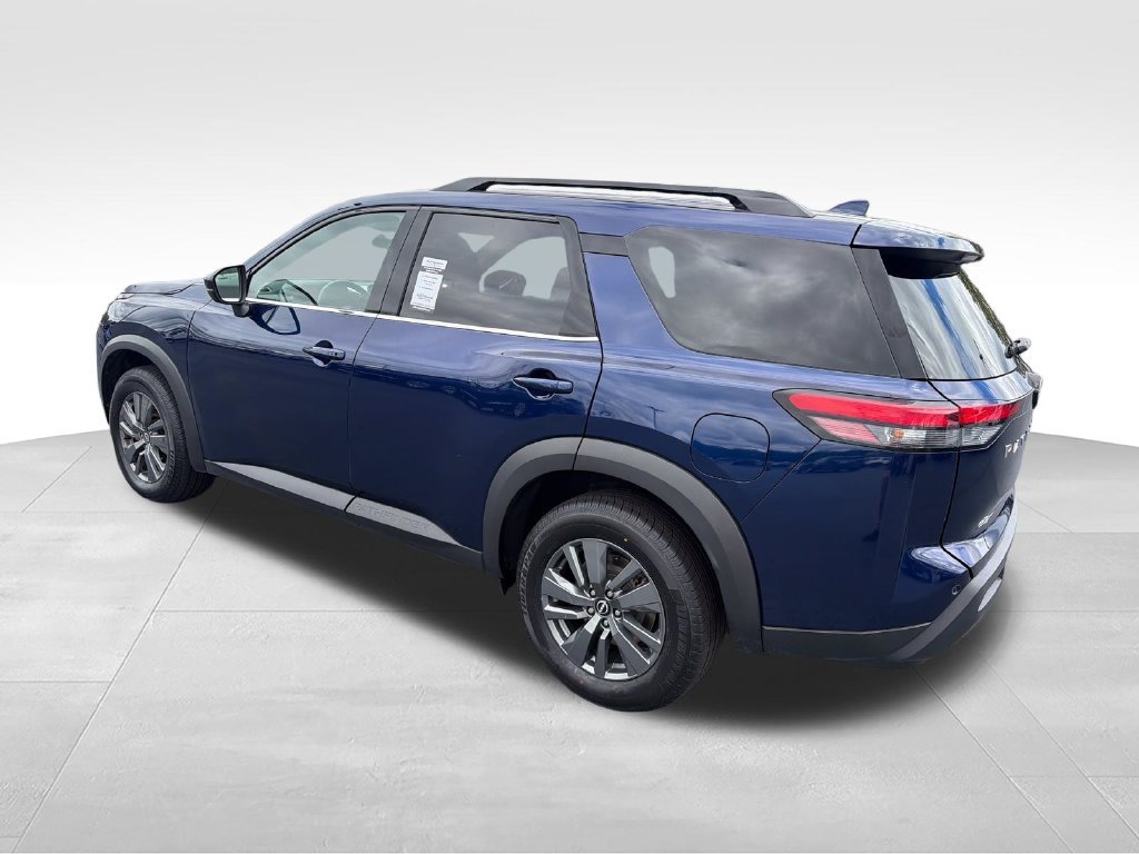 Used 2024 Blue Nissan SV image 3