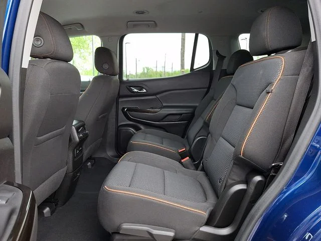 Used 2023 Blue GMC AT4 image 4