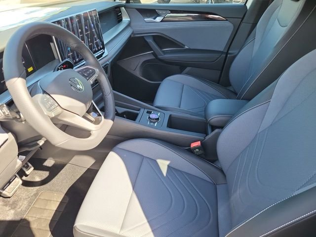 New 2026 Beige/tan Volkswagen 2.0T SE R-Line Black image 11
