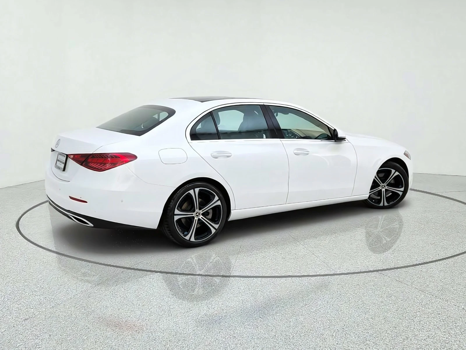 Used 2023 MANUFAKTUR Moonlight White Metallic Mercedes-Benz C 300 image 8
