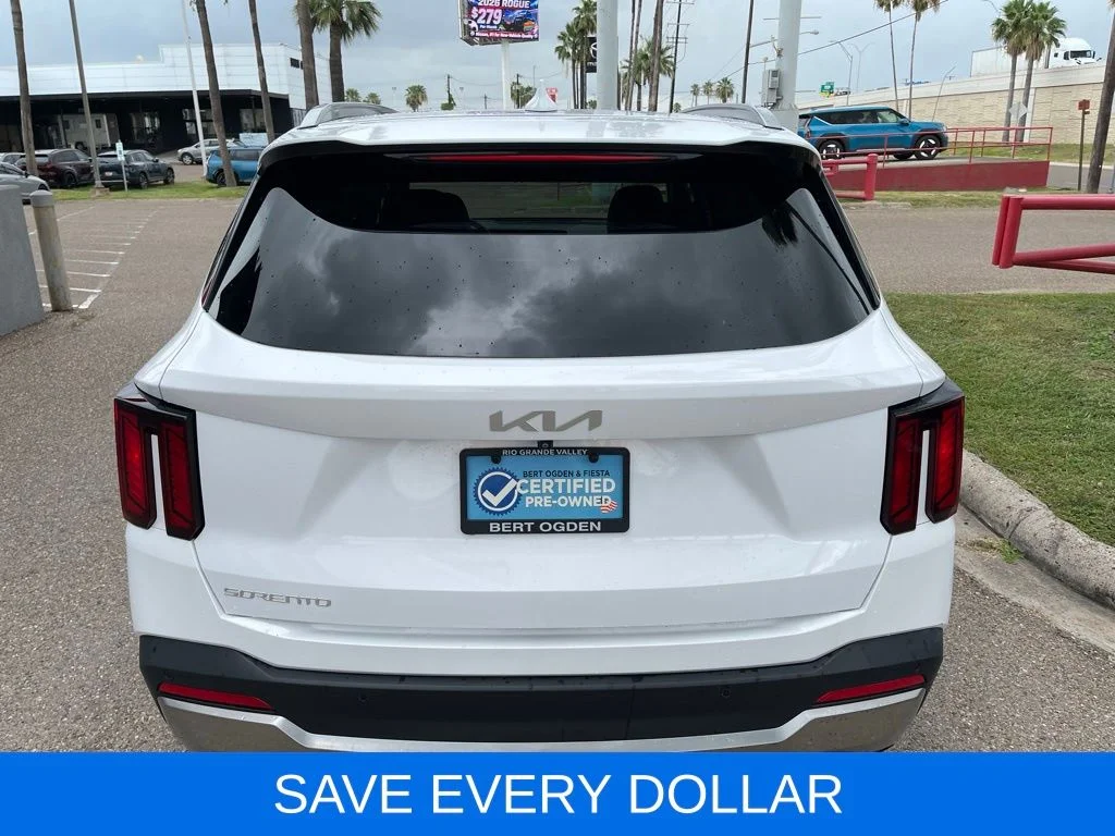 Used 2024 White Kia EX image 5