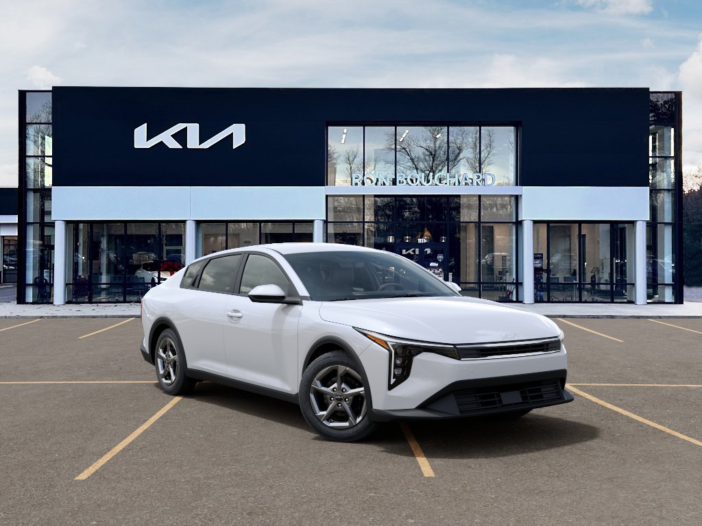 New 2026 Snow White Pearl Kia LXS image 8