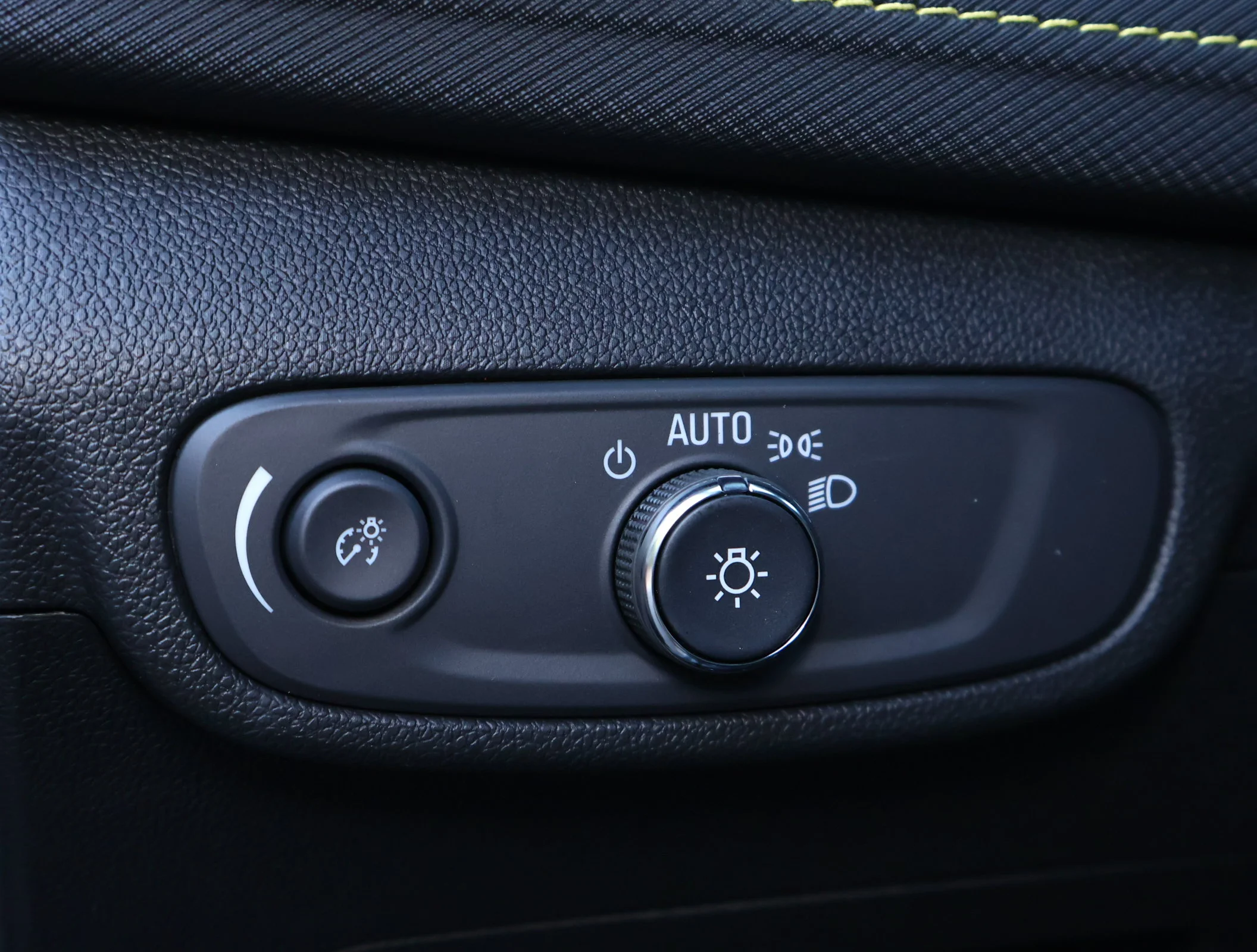 New 2026 Sterling Gray Metallic Chevrolet ACTIV image 14
