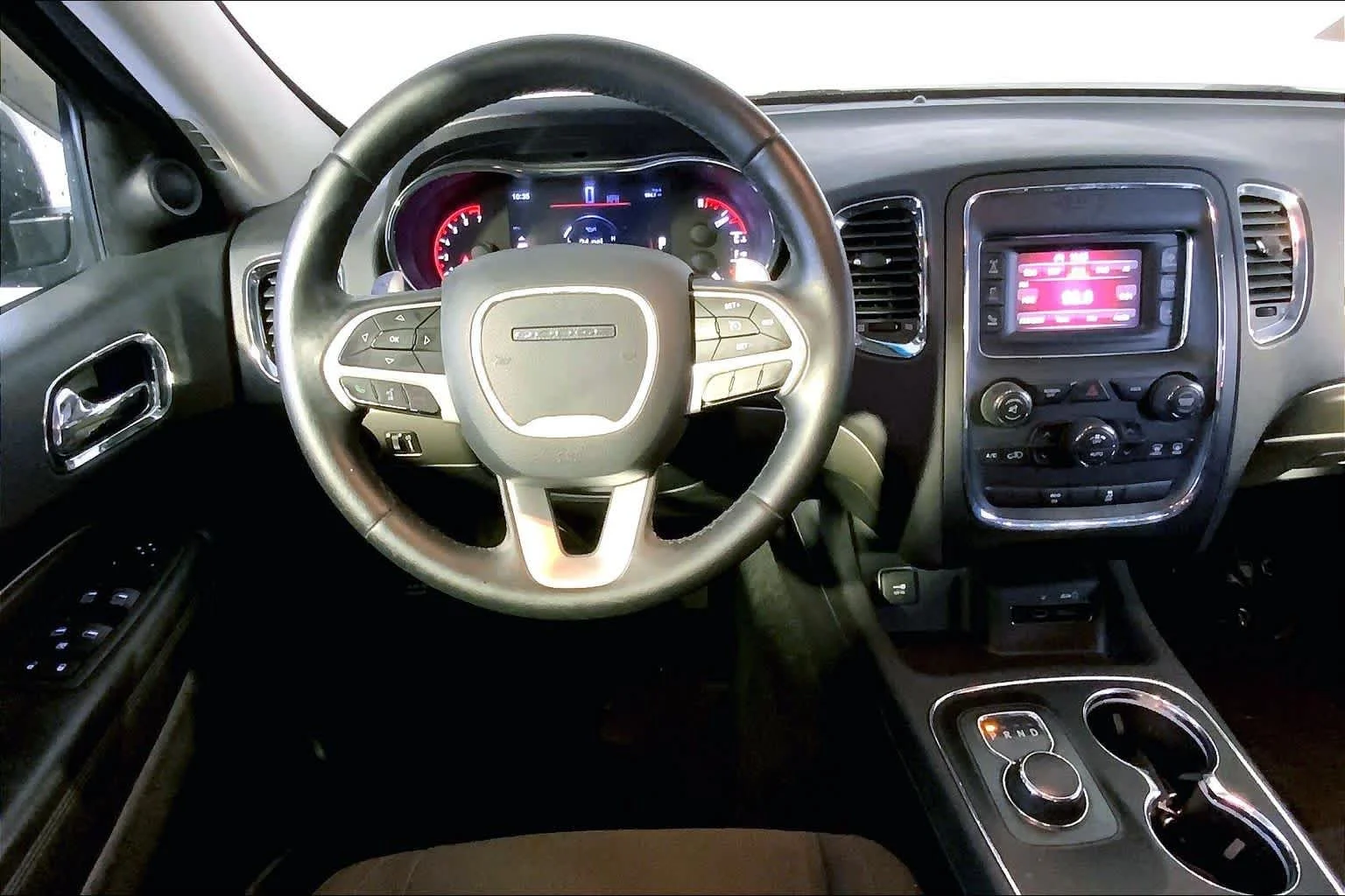 Used 2015 Granite Crystal Metallic Clearcoat Dodge SXT image 6