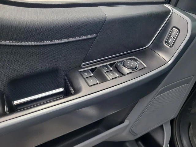Used 2024 Black Ford XLT image 17
