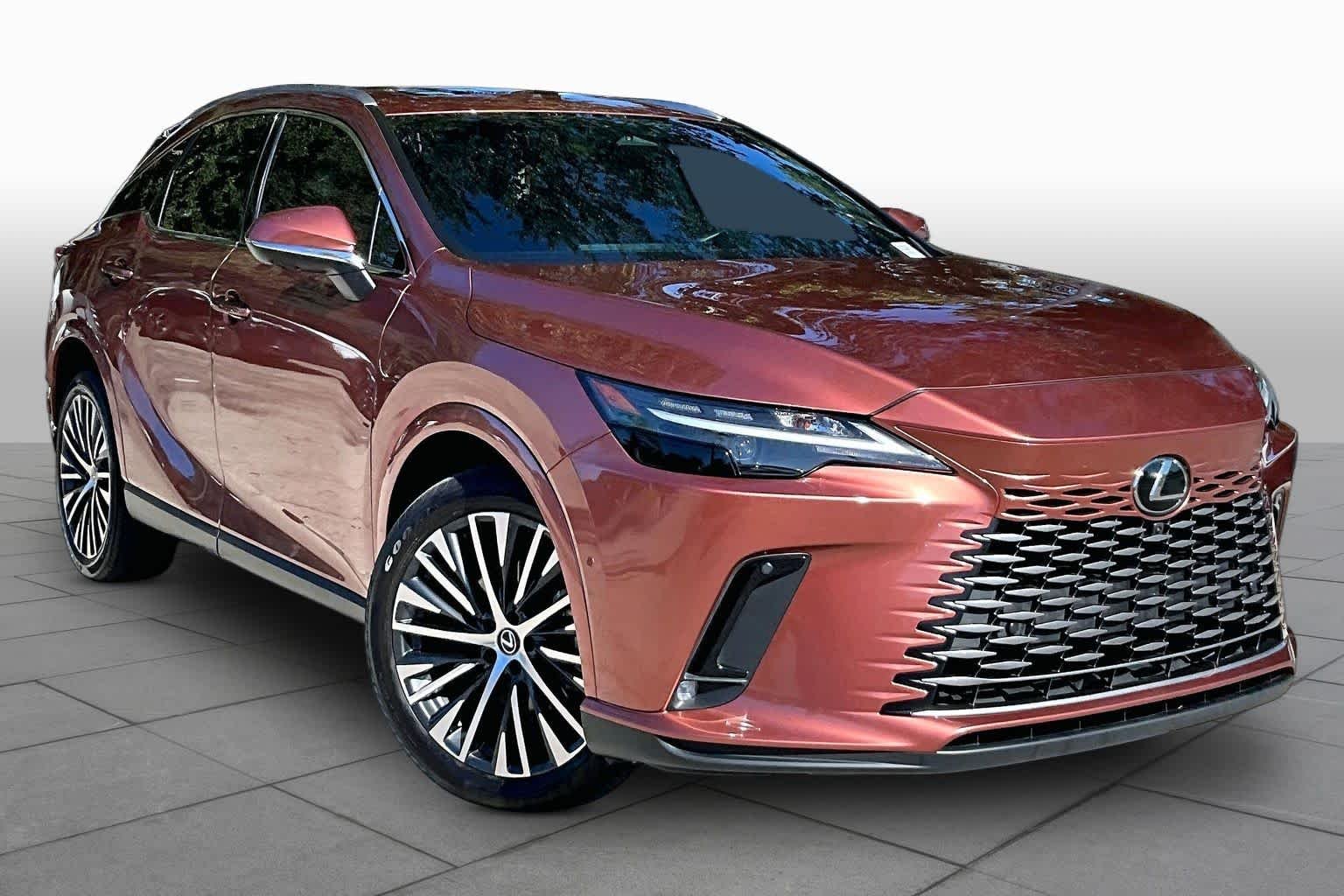 Used 2024 Copper Crest Lexus Premium Plus image 3