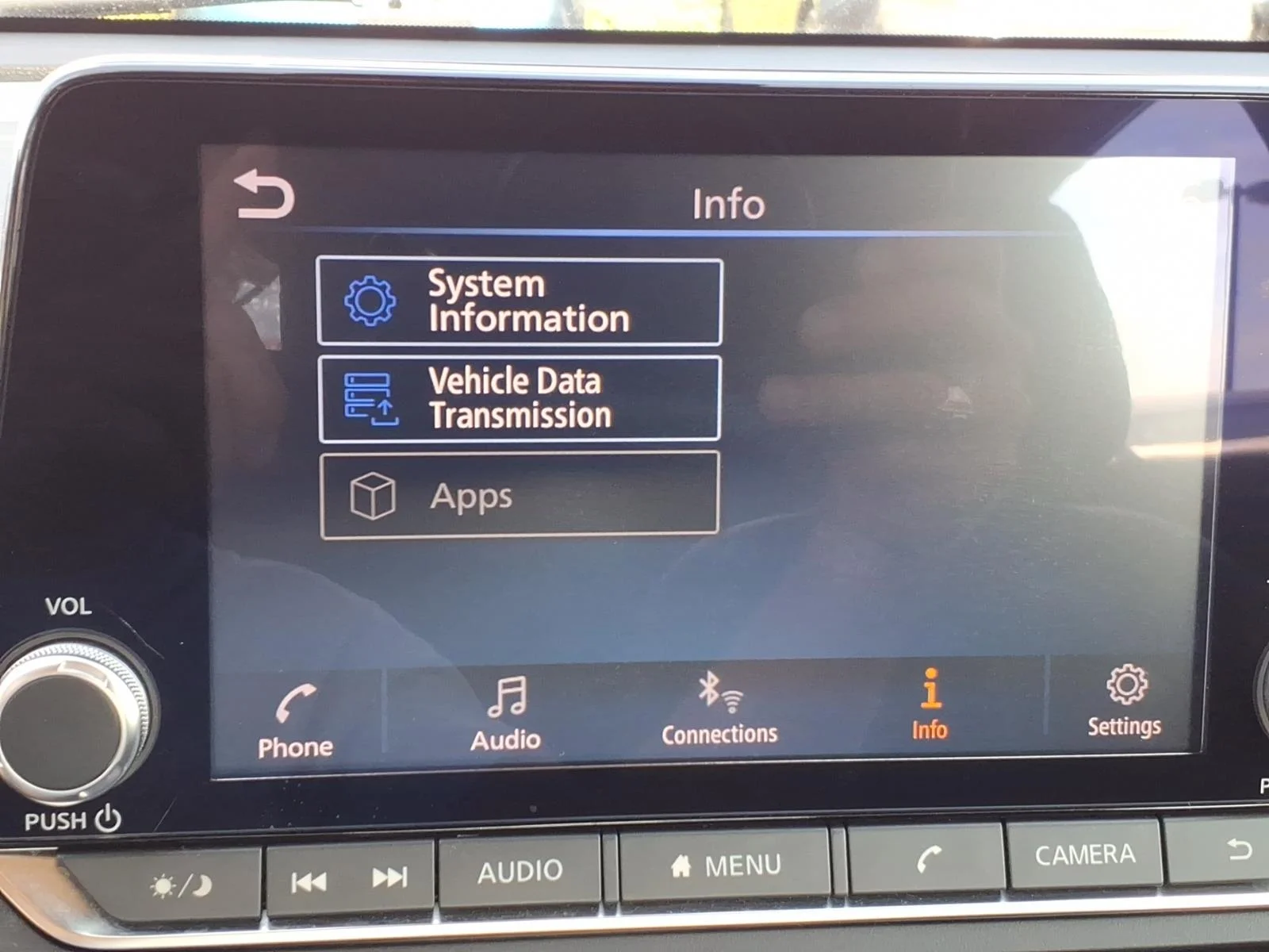 Used 2022 Super Black Nissan 2.5 SR image 9
