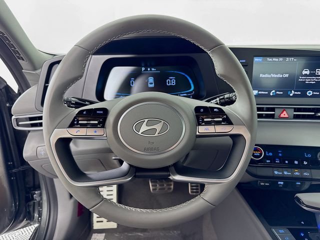 Certified Used 2025 Gray Hyundai SEL Sport image 15