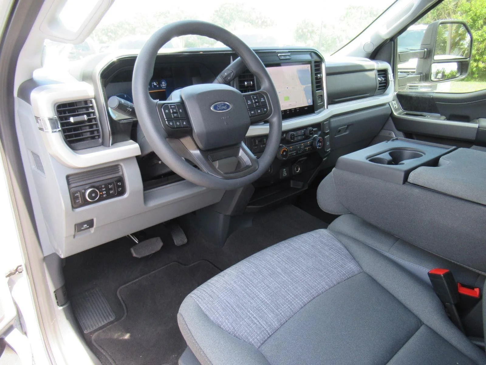 New 2026 Avalanche Ford F-250® XLT image 16