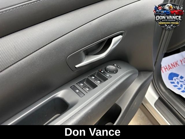 2025 Hyundai Tucson SE - Photo 10