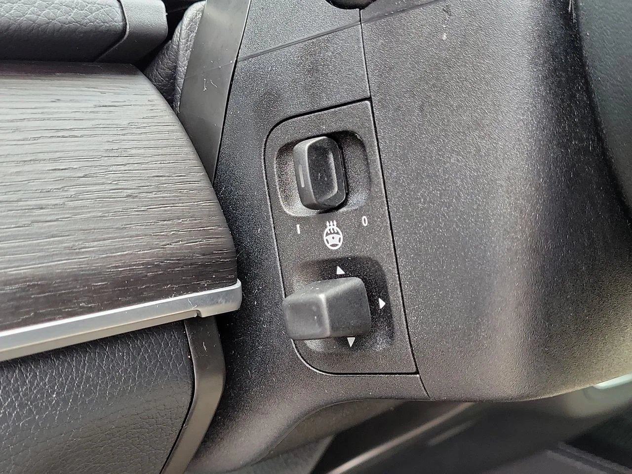 Certified Used 2021  Mercedes-Benz GLS 450 image 25