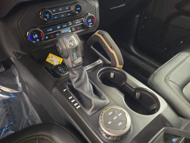 New 2026 Desert Sand Ford Badlands® image 33