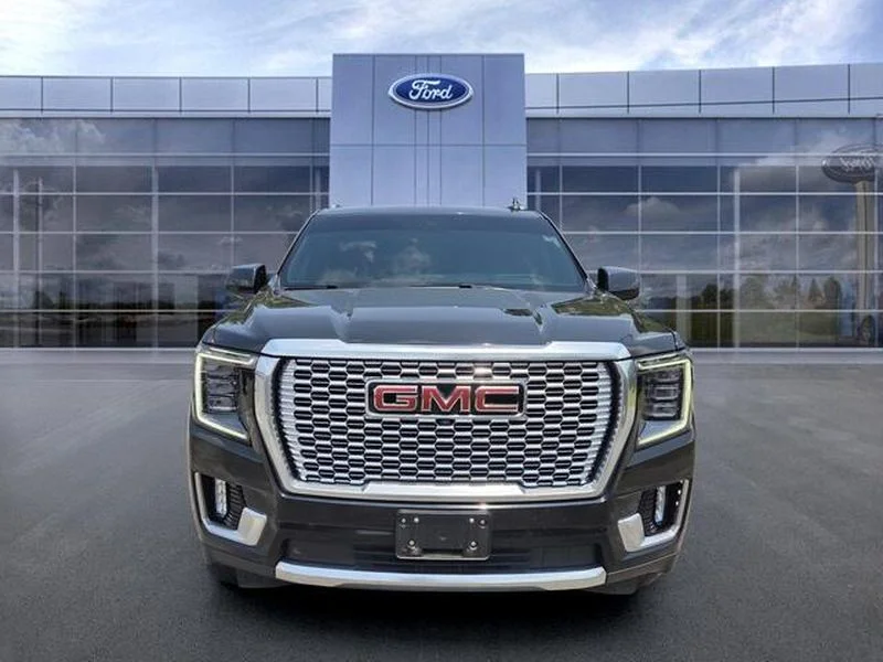 Used 2022 Onyx Black GMC Denali image 3