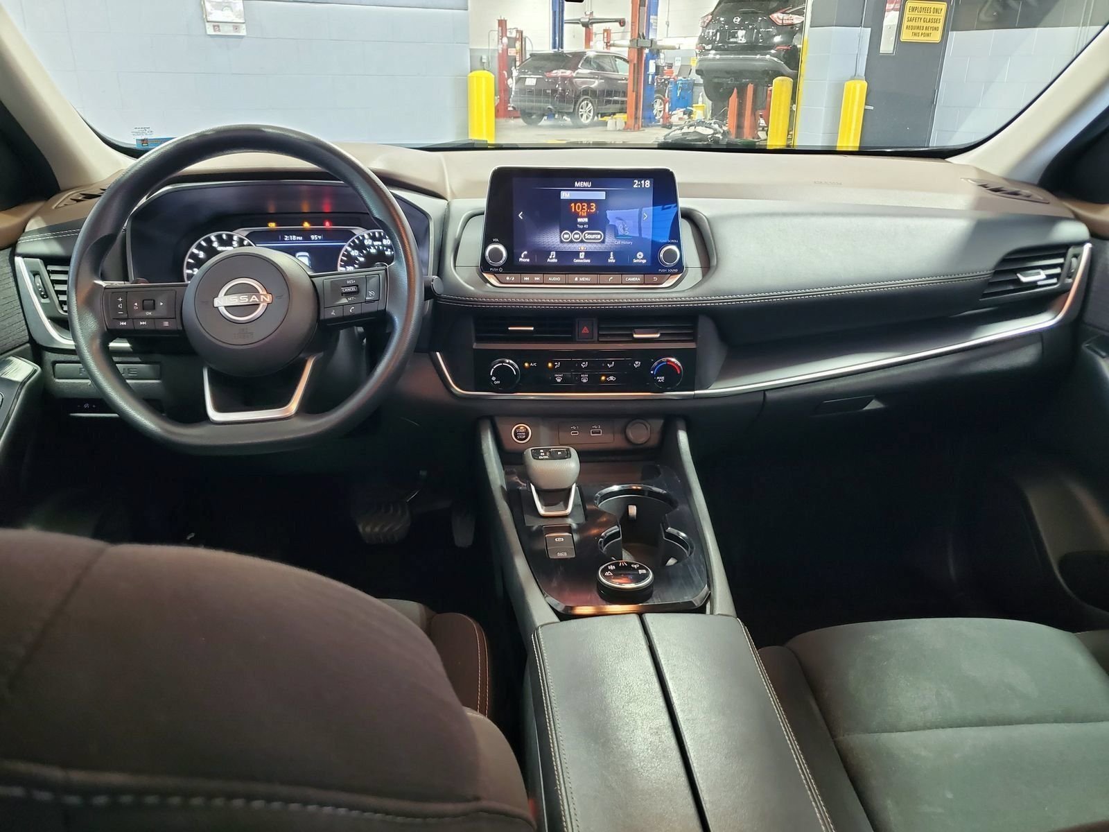 Used 2023 Black Nissan S image 7